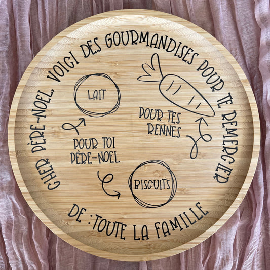 Plateau en bois rond pour le Père Noël